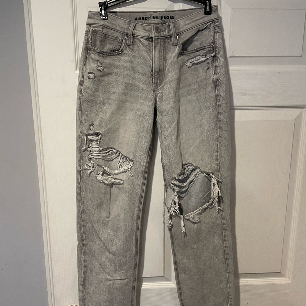 American Eagle Outfitters Gray 90’s Straight Leg Jeans Distressed